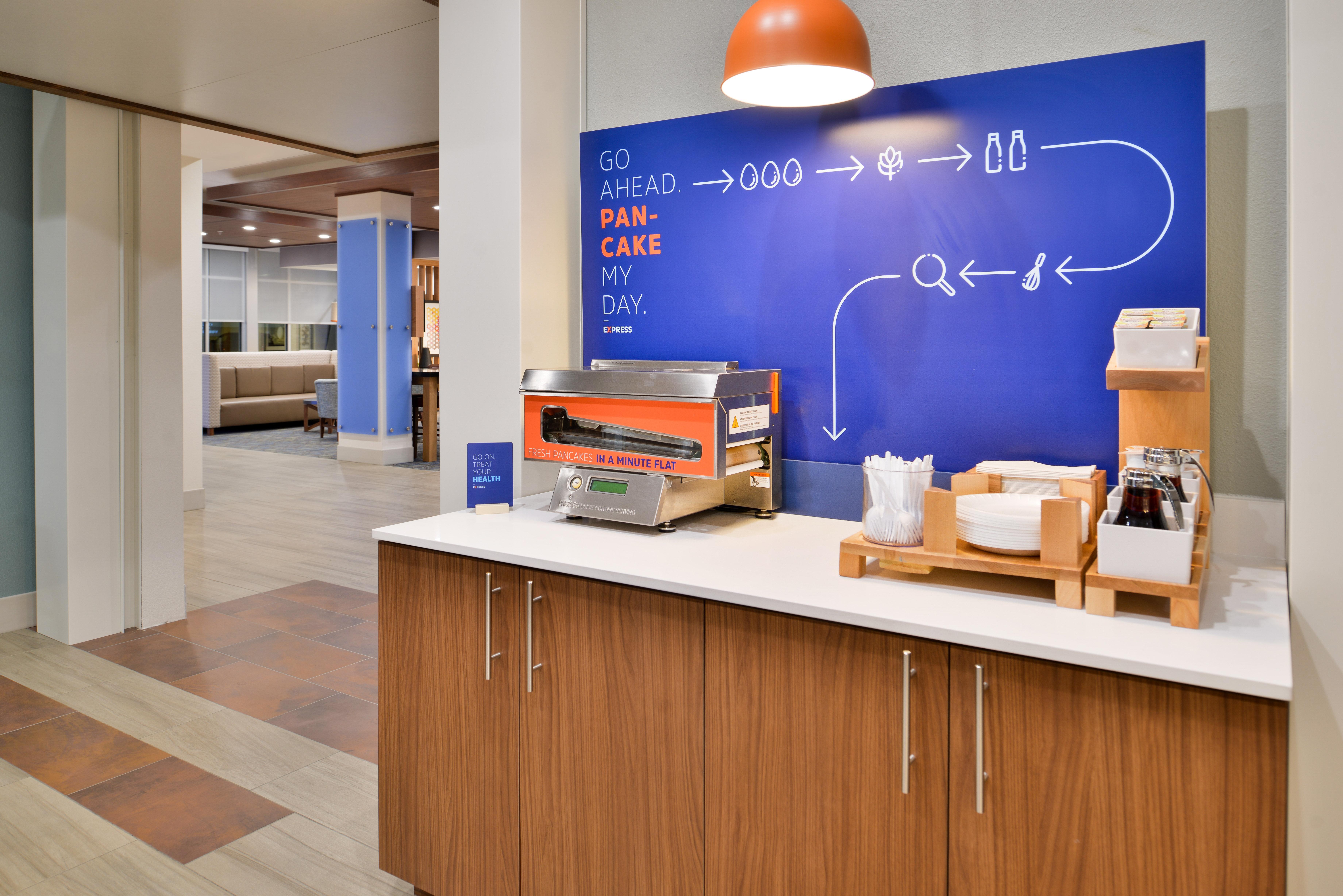 Holiday Inn Express - Early By Ihg Exterior foto