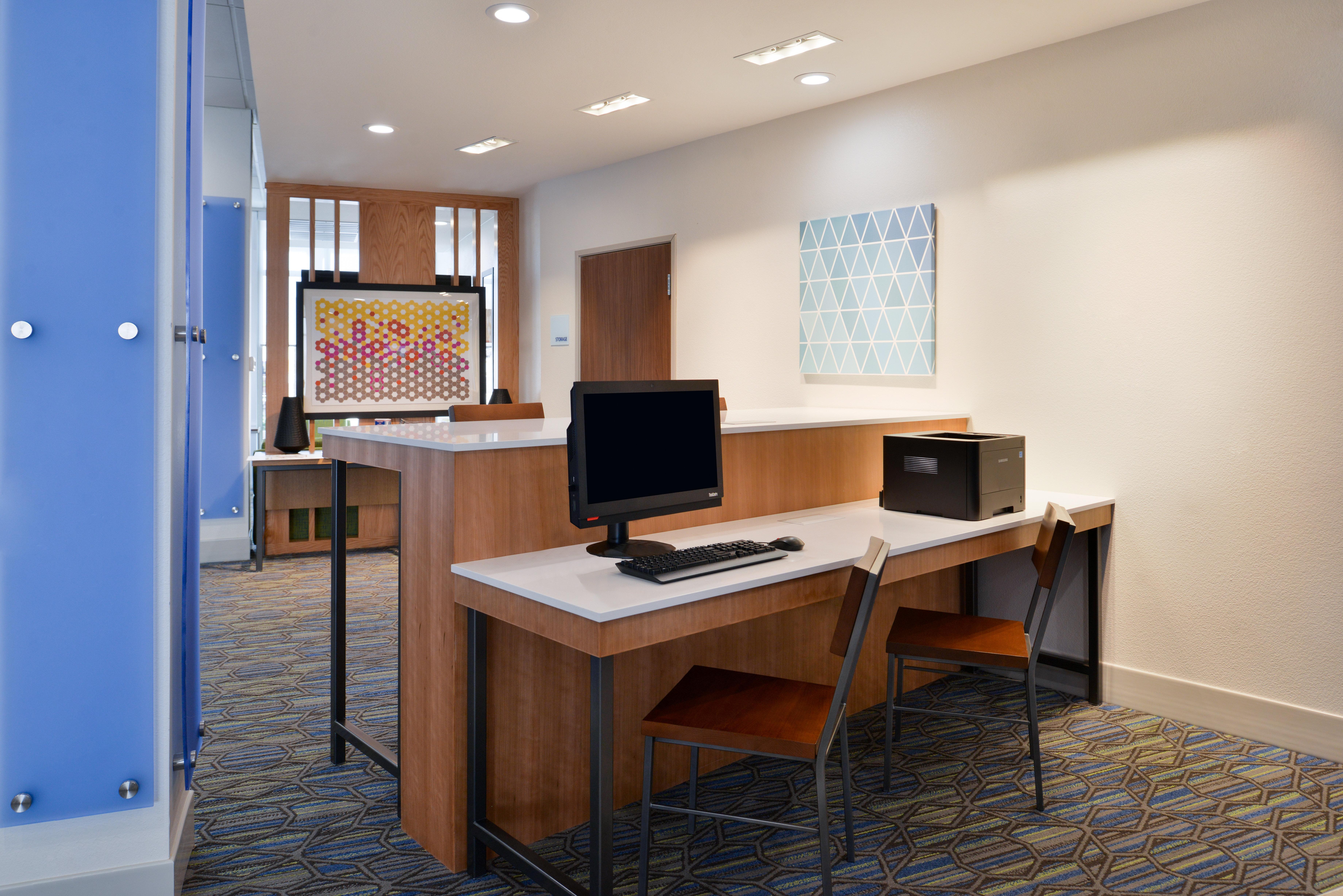 Holiday Inn Express - Early By Ihg Exterior foto